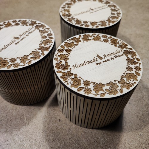 Коробка подарункова 90Х70 мм